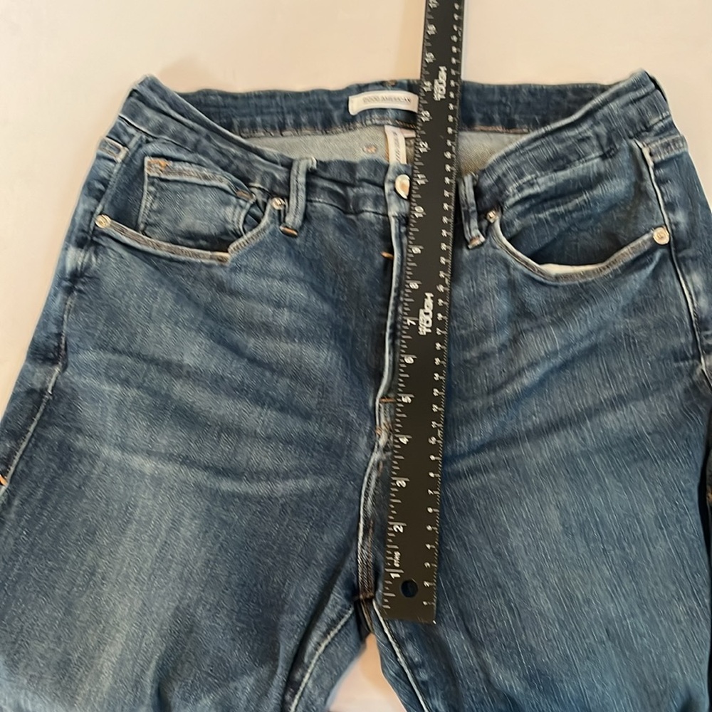 Good American size 14, blue “good legs cropped “ high waist with stretch - Picture 10 of 15